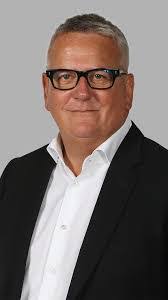 Philip Moy's Instagram, Twitter & Facebook