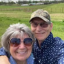 Ernestina is in chronic pain from diferent disabilities, recent knee  replacement n 2 falls, n an uti. Please pray that she will heal from  infection, pain, knee replacement, that she'll walk good