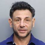 Julie Calhoun (@JulieCalhounTV)