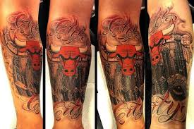 There are just enough tattoos and sneers to. Sports Mockery On Twitter 20 Awesome Chicago Sports Tattoos Http T Co Jnzmknh3xj Chicago Bulls Bears Whitesox Cubs Blackhawks Http T Co 05lmqj3cnh