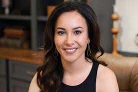 Amanda Alejandro's Instagram, Twitter & Facebook