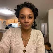 Annette Easley's Instagram, Twitter & Facebook