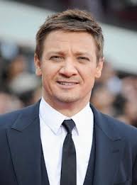 * 512 pages of reedited text Jeremy Renner Filmstarts De