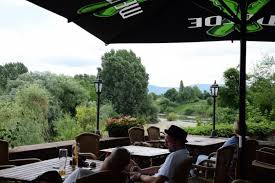 Mannheim Restaurants Und Biergarten Mit Wasserblick Biergarten Restaurant Bier