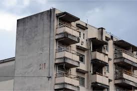 仄暗い水の底から』は実話事件ではない！パンツが見えるシーンが多数ある点についても解説考察！ラストの結末にムカつく・イライラする声も多数 | シネマヒッツ