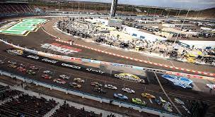 Betting on nascar is pretty straightforward. Nascar Betting Notebook Too Early To Fade Kevin Harvick Nascar