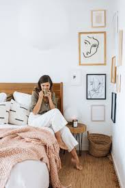 Photos are a natural fit for gallery walls as a way to showcase your favorite people, places and things. How To Create A Corner Gallery Wall Collective Gen