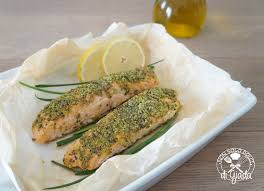 Mettere il filetto in una teglia da forno con della carta da forno e condire con un filo d'olio. Filetti Di Salmone In Crosta Di Pistacchi Non Solo Dolci Di Giada