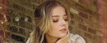 The Reklaws Deliver Musical Tribute to Late Mother