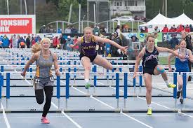 Shuttle hurdle relay for open, college/university/community college, high school, and masters levels any questions. Lake Mills Boys Shuttle Hurdle Relay Team Crowned Champions Albert Lea Tribune Albert Lea Tribune
