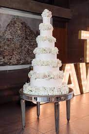 Canon Charanza Weds Tate Sawyer Modern Glam North Texas Wedding Wedding Cake Table 6 Tier Wedding Cakes Luxury Wedding Cake