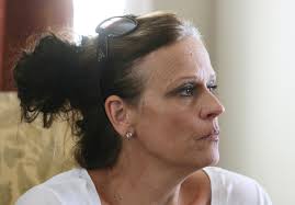 Affluent Las Vegas neighborhood battles apartment complex