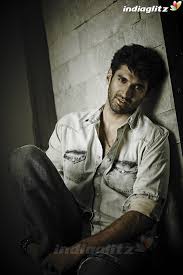 Aditya Roy Kapoor Photos Bollywood Actor Photos Images Gallery Stills And Clips Indiaglitz Com 850 x 624 jpeg 72 kb. aditya roy kapoor photos bollywood