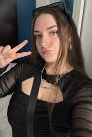 Kelsey Hack's Instagram, Twitter & Facebook