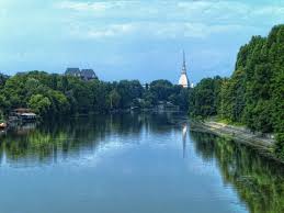 Quali sono i principali affluenti di destra del fiume po? Facebook