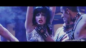 Gina Gershon in Showgirls 1995 - XNXX.COM