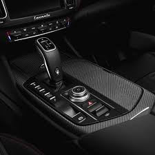 It's sitting on the finest cowhide. Maserati Levante Trofeo Ein Luxus Suv Mit V8 Motor Maserati At