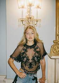 Find and save images from the gigi hadid aesthetic collection by sarah camby (iamsarahcamby) on we heart it, your everyday app to get lost in what you love. Gigi Hadid Aesthetic Fashion Hadid Style Women