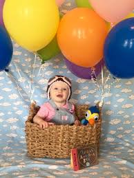 Disney S Pixar Up Baby Photoshoot Diy Monthly Baby Pictures Baby Photoshoot Baby Disney