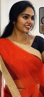 Divya Abraham's Instagram, Twitter & Facebook