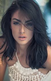 The camera remains at exactly the right distance to best show off her assets in a flattering manner. Mobile Hd Wallpapers