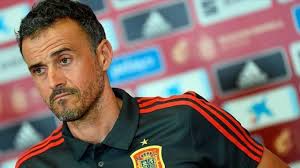 İspanya Milli Takım Teknik Direktörü Enrique'tan seyircisiz futbol için  tartışma yaratacak benzetme