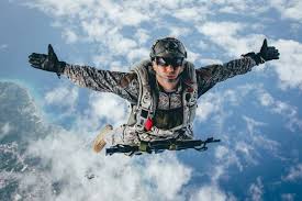 Bogotá (ap) — el presidente colombiano iván duque anunció el viernes el retiro del comandante del ejército por razones personales. El Comando Conjunto De Operaciones Especiales Colombiano Noticias Defensa Informes America Latina