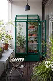 See full list on jolovesplants.com Help Looking To Buy A Greenhouse Cabinet Like This One Or Something Similar Any Diy Suggestions Too Is Appreciated Indoorgarden