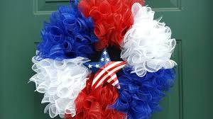 Deco mesh has ben everywhere this year. 4th Of July Deco Mesh Wreath Memorial Day Wreath Dollar Tree Diy Youtube