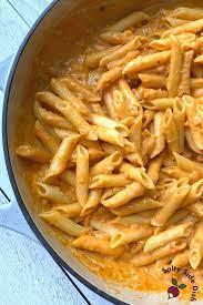 Homemade Spicy Pasta With Fresh Cream Tomatoes Onions And Garlic Make Up The Gigi Hadid Pasta Recipe A In 2021 Recipes Spicy Pasta Recipes Health Dinner Recipes