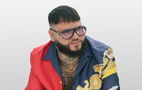 El talento del bloque (2010). Farruko With Lary Over The Georgetowner