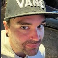 Eddie Ewing's Instagram, Twitter & Facebook