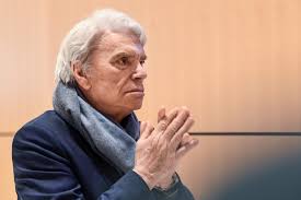 Bernard tapie et son épouse dominique ont été victimes d'un violent cambriolage dans la nuit de samedi à dimanche. Seine Et Marne Bernard Tapie Et Son Epouse Agresses Pendant Un Cambriolage De Leur Domicile