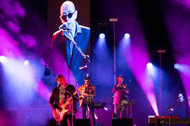 La banda del ex cantante de los redondos se presentó este sábado en el estadio malvinas argentinas, en un concierto bautizado desde los satélites. Wcdhoogi7qjhdm