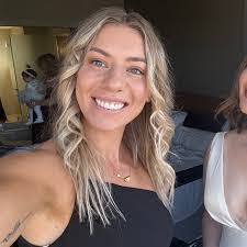 Alyse West's Instagram, Twitter & Facebook