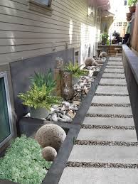 Garden Design In Irvington Portland Oregon Side Yard Landscaping Small Backyard Landscaping Backyard Landscaping