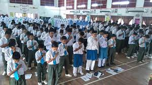 Sepanjang tempoh itu, sekolah berkenaan berjaya melahirkan ribuan pelajar yang kini menjawat kerjaya profesional dalam pelbagai bidang. Program Terapi Asmaul Page Rasmi Smk Abu Bakar Al Baqir Facebook