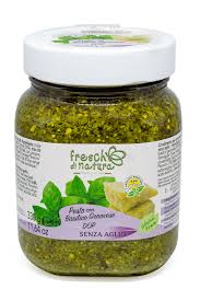 La ricetta doc prevede l'uso del mortaio e l'aggiunta di aglio. Pesto Senza Aglio Con Basilico Genovese Dop 330g Nord Salse