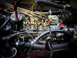 1964 230 Sl Engine Bay Closeup Mercedesbenz Restoration Workshop Classic Mercedes Mercedes Benz Engineering