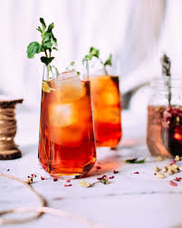 Un Cocktail Sans Alcool Facile A Faire Pour Epater Les Enfants Ou Les Personnes Ne Buvant Pas D Alcoo Cocktail Sans Alcool Recettes De The The Glace A La Peche