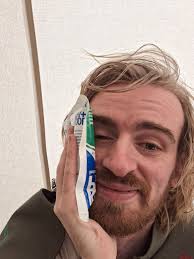 I really want to give a big shout out to the refs and first aid team who  saw to me after I got my face stood