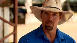 A Current Affair: Milk price rise at Woolworths, Coles, Aldi welcomed by  dairy farmers