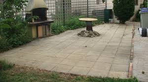 En bordure et dans les. Pose De Paves En Granit Sur Une Terrasse