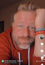 TikToker Shawn Dodd : r/LadyBoners