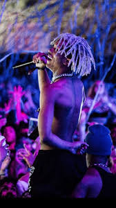 ❤ get the best neon wallpapers on wallpaperset. Pin By ê•¥ ð•˜ð•šð•˜ð•š ê•¥ On Girls In Love Purple Aesthetic Girls In Love Aesthetic Pictures