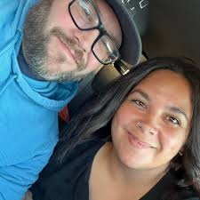 Who is the homeroom teacher at Glennwood Middle School?