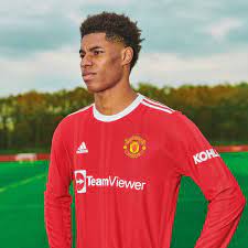 Photos showing manchester united stars in next season's home kit have been leaked on social media. Man United Players In New 2021 22 Home Kit