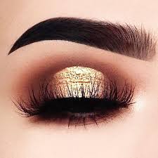 36 Ideas How To Use A Gold Glitter Gold Makeup Glitter Eye Makeup Smokey Eye Makeup