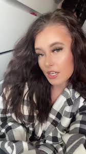 Chantelle Archer (@chantellearcher.x)