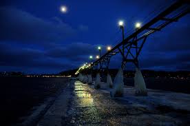 The moon phase calculator shows exact times of the various moon phases for grand rapids, michigan, usa in year 2021 or in other locations and years. It S A Long Night For December S Full Moon Michigan In Pictures